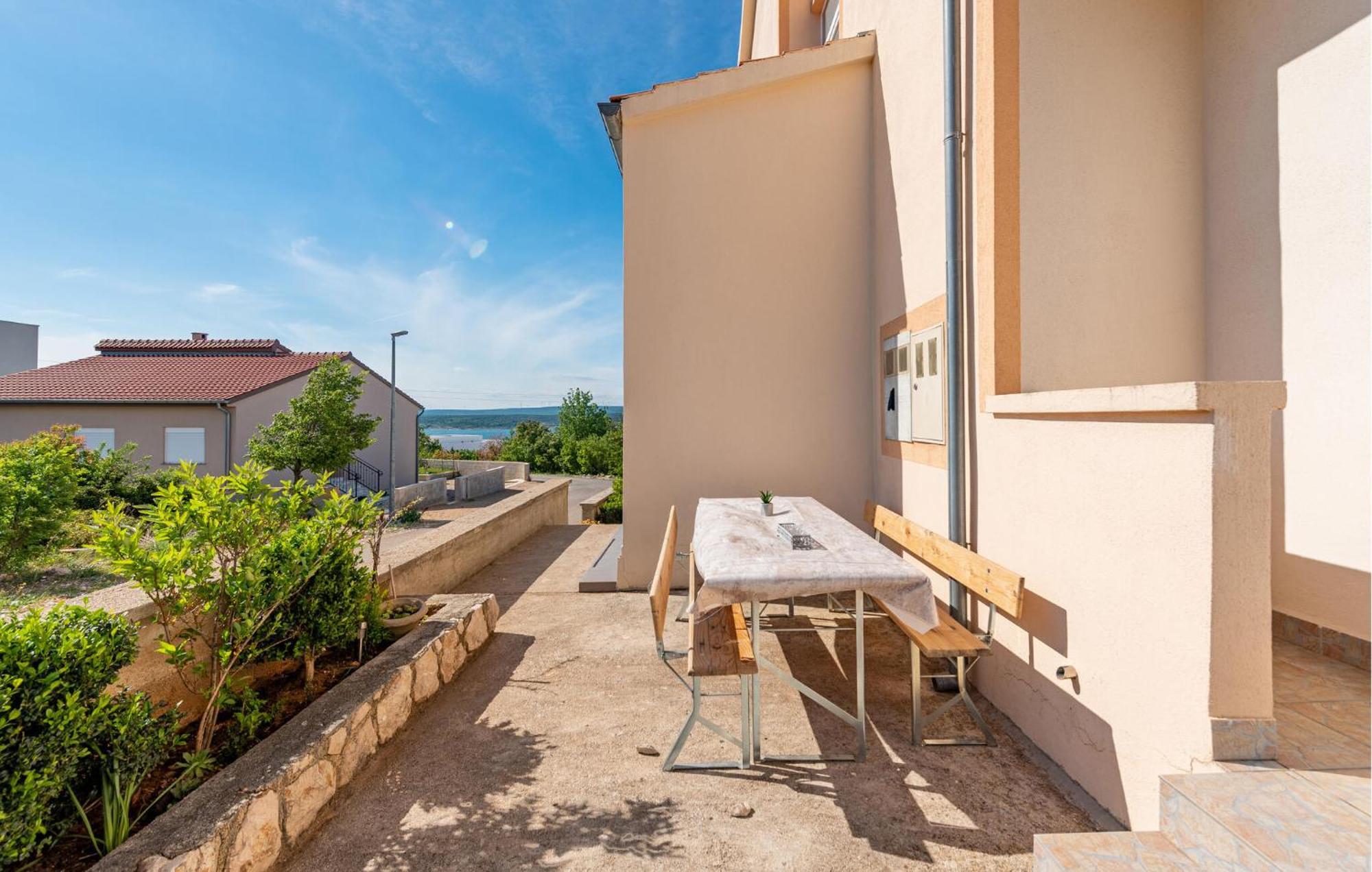Beautiful Apartment In Maslenica With Kitchen 외부 사진